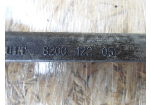 Упорна планка генератора, кронштейн Renault 1.4, 1.6 16V, 8200122051